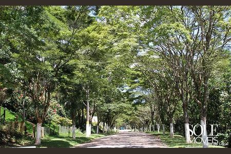 Casa de condomínio à venda com 413m², 4 quartos e 3 vagas