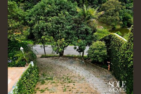 Casa de condomínio à venda com 413m², 4 quartos e 3 vagas