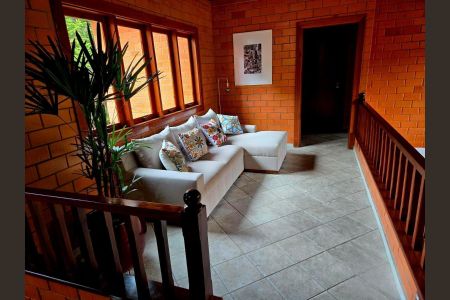 Casa de condomínio à venda com 413m², 4 quartos e 3 vagas