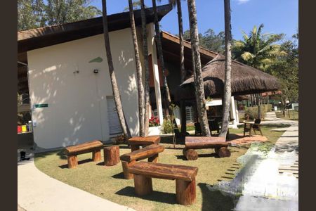 Casa de condomínio à venda com 413m², 4 quartos e 3 vagas