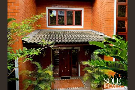 Casa de condomínio à venda com 413m², 4 quartos e 3 vagas