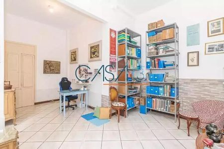 Casa à venda com 450m², 4 quartos e sem vaga