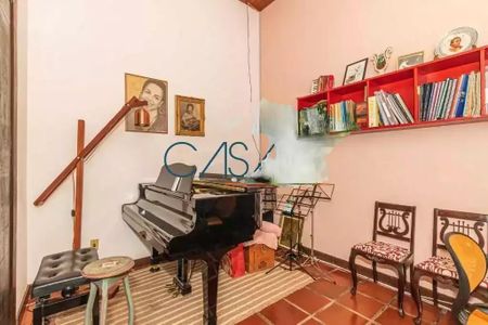 Casa à venda com 4 quartos, 450m² em Laranjeiras, Rio de Janeiro