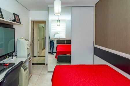Apartamento à venda com 88m², 3 quartos e 2 vagasQuarto 2