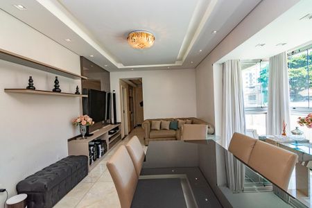 Apartamento à venda com 88m², 3 quartos e 2 vagasSala