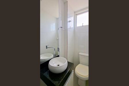 Apartamento para alugar com 80m², 3 quartos e 2 vagasBanheiro Social