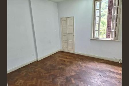 Casa à venda com 362m², 9 quartos e 3 vagas