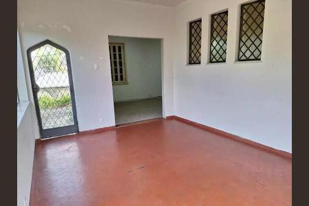 Casa à venda com 362m², 9 quartos e 3 vagas
