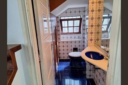 Casa à venda com 362m², 9 quartos e 3 vagas