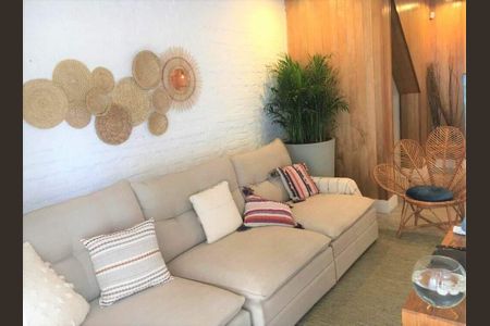 Casa à venda com 4 quartos, 200m² em Brooklin, São Paulo