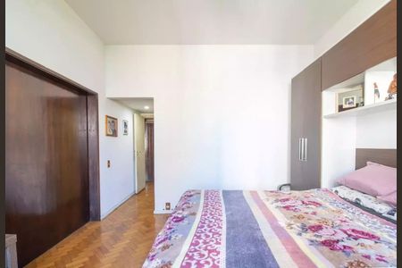 Apartamento à venda com 98m², 2 quartos e 1 vaga