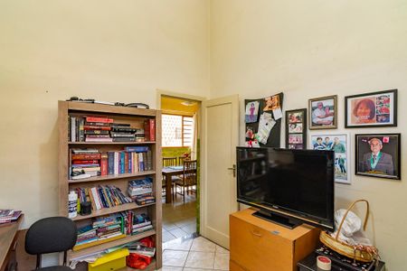 Casa à venda com 432m², 4 quartos e 4 vagasQuarto 2