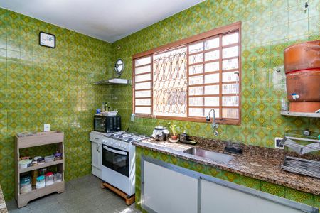 Casa à venda com 432m², 4 quartos e 4 vagasCozinha