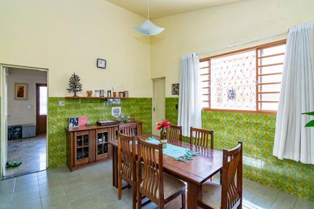 Casa à venda com 432m², 4 quartos e 4 vagasSala 2