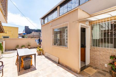 Casa à venda com 432m², 4 quartos e 4 vagasQuintal