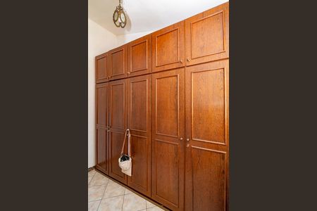 Casa à venda com 432m², 4 quartos e 4 vagasSuíte