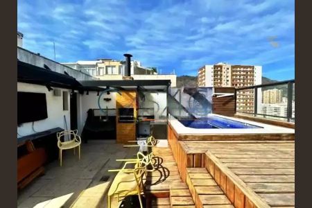 Apartamento à venda com 247m², 3 quartos e 2 vagas