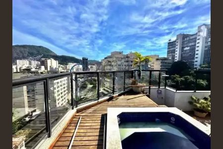 Apartamento à venda com 247m², 3 quartos e 2 vagas