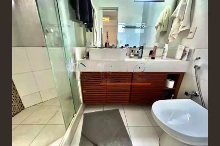 Apartamento à venda com 247m², 3 quartos e 2 vagas