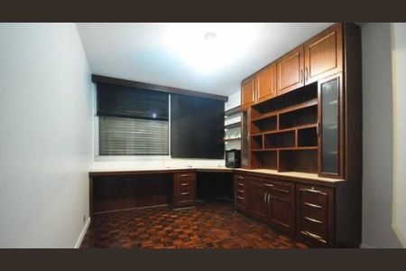Apartamento à venda com 4 quartos, 202m² em Vila Suzana, São Paulo