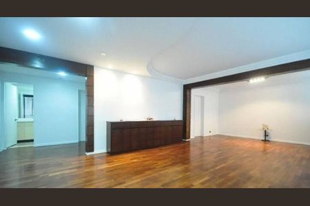 Apartamento à venda com 4 quartos, 202m² em Vila Suzana, São Paulo