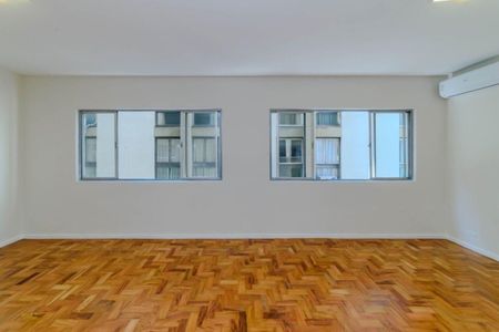 Apartamento à venda com 3 quartos, 124m² em Cerqueira César, São Paulo