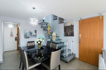 Apartamento à venda com 160m², 3 quartos e 5 vagasSala