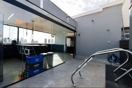 Apartamento à venda com 160m², 3 quartos e 5 vagasTerraço