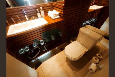 Apartamento à venda com 210m², 4 quartos e 3 vagas