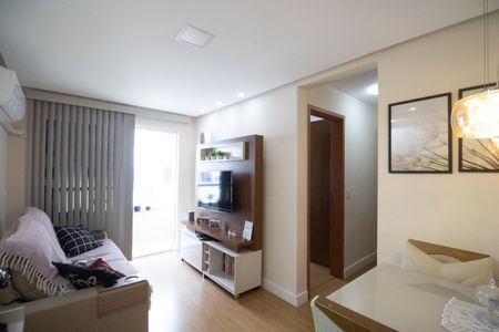 Sala de apartamento para alugar com 2 quartos, 52m² em Taquara, Rio de Janeiro