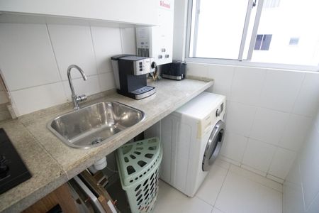 Apartamento para alugar com 52m², 2 quartos e 1 vagaÁrea de serviço