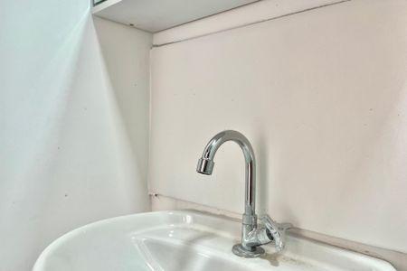 Apartamento para alugar com 37m², 2 quartos e sem vagaBanheiro