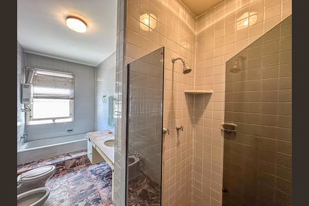 Apartamento à venda com 280m², 4 quartos e 2 vagasBanheiro Social