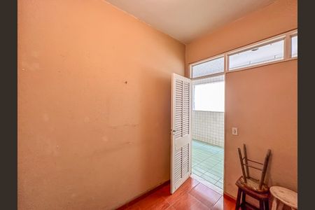 Apartamento à venda com 280m², 4 quartos e 2 vagasQuarto de Serviço