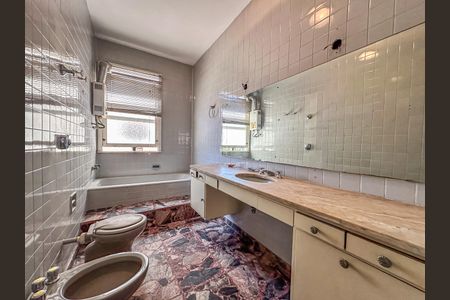 Apartamento à venda com 280m², 4 quartos e 2 vagasBanheiro Social