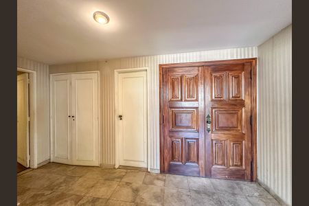 Apartamento à venda com 280m², 4 quartos e 2 vagasQuarto 2