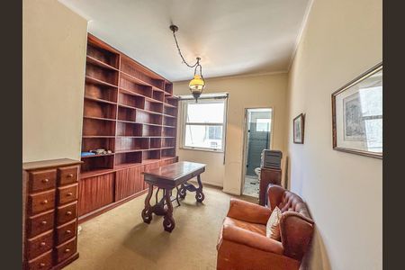 Apartamento à venda com 280m², 4 quartos e 2 vagasSuíte 2