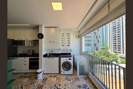 Varanda de apartamento à venda com 2 quartos, 53m² em Vila Uberabinha, São Paulo