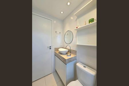 Apartamento à venda com 53m², 2 quartos e 1 vagaBanheiro Social