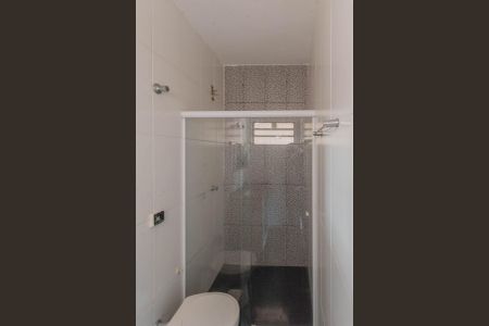 Casa à venda com 170m², 3 quartos e 6 vagasBanheiro da Suíte