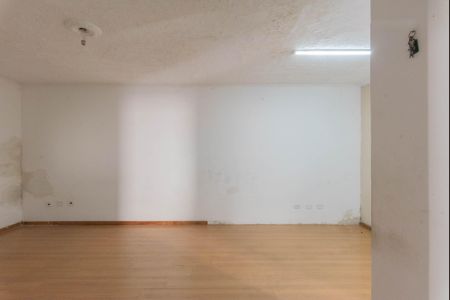 Casa à venda com 170m², 3 quartos e 6 vagasSala