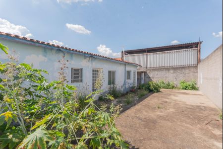 Casa à venda com 170m², 3 quartos e 6 vagasCasa 2