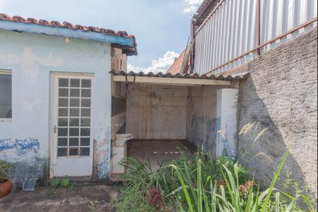 Casa à venda com 170m², 3 quartos e 6 vagasCasa 2