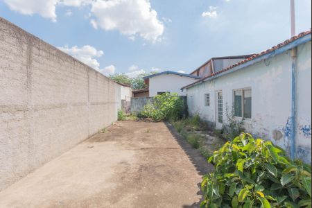 Casa à venda com 170m², 3 quartos e 6 vagasCasa 2