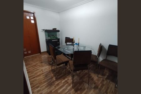 Casa à venda com 3 quartos, 160m² em Vila Brasilina, São Paulo