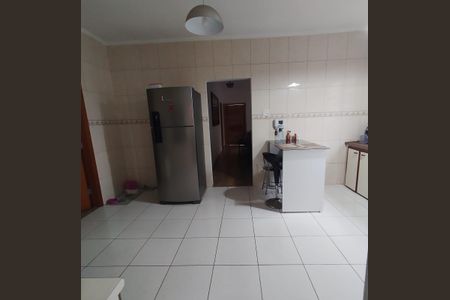 Casa à venda com 3 quartos, 160m² em Vila Brasilina, São Paulo