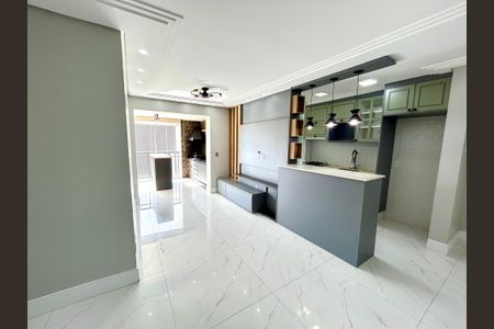 Sala de apartamento para alugar com 2 quartos, 68m² em Jardim Flor da Montanha, Guarulhos