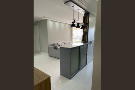 Apartamento para alugar com 2 quartos, 68m² em Jardim Flor da Montanha, Guarulhos