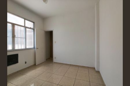 Quarto de apartamento para alugar com 1 quarto, 60m² em Benfica, Rio de Janeiro