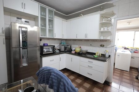 Casa à venda com 300m², 3 quartos e 2 vagasCozinha